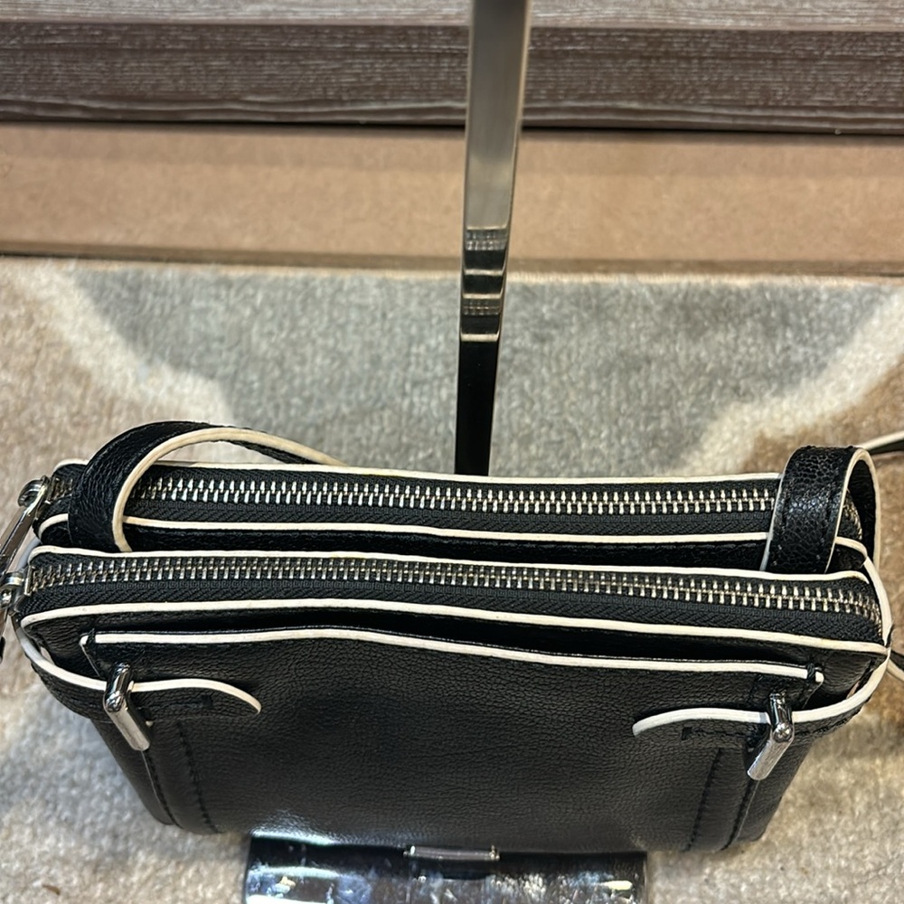 RALPH LAUREN Black with white Crossbody. long straps, multiple compartments - Picture 3 of 9